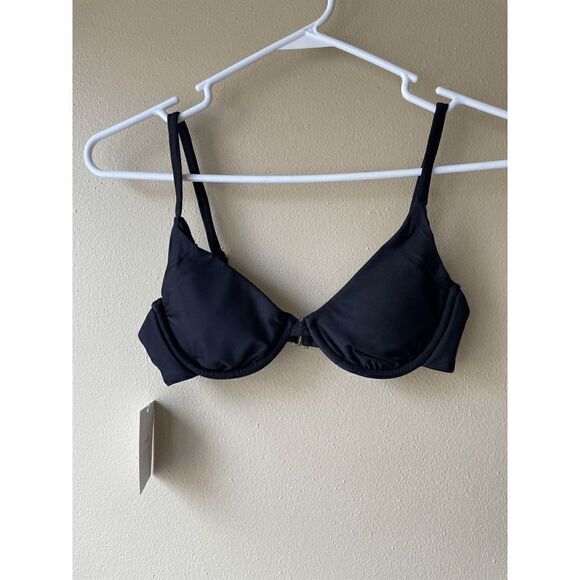 Andie the Sicily Top in Black Size XS - Picture 1 of 2